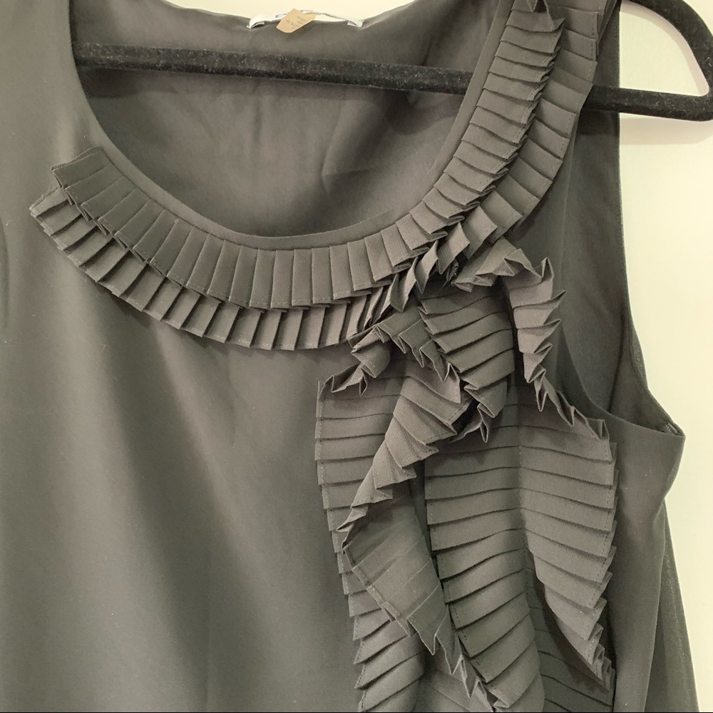 DKNY Ruffle Top - Picture 3 of 8